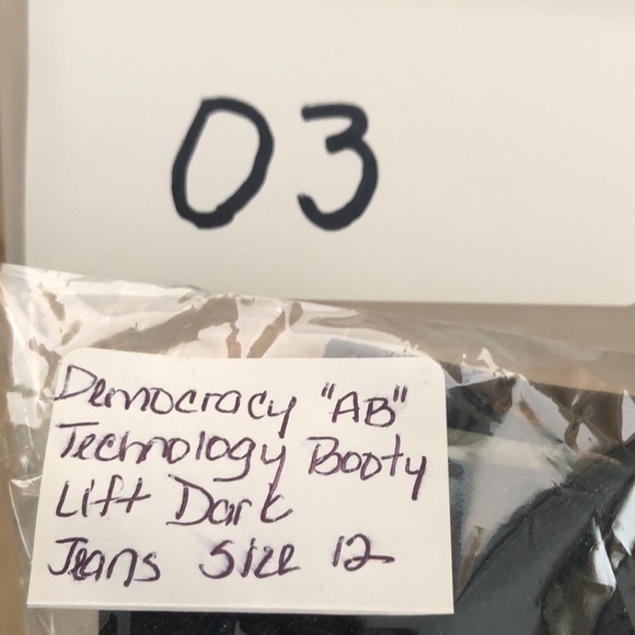 Democracy “AB” Technology Booty Lift Dark Blue Straight Leg Plus Jeans Size 12 - Picture 14 of 14